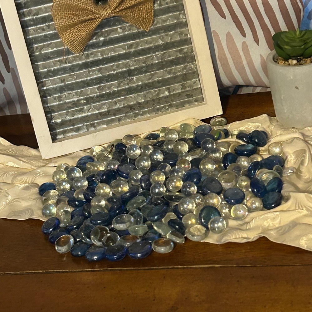 😉Bundle Days😉260 Mixed Glass Stones Gems Pebbles Clear Blue Fish Bowl Arts Craft